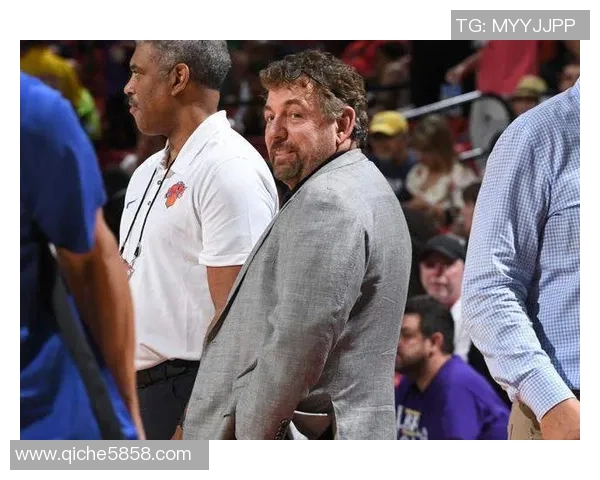 尼古拉约基奇：从默默无闻到NBA超级巨星的华丽转身